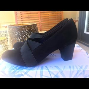 Abella heels. Padded sole. Brand new in box. Size 6